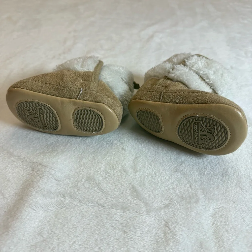 TongYouYuan Cozy Tan and White Baby Boots